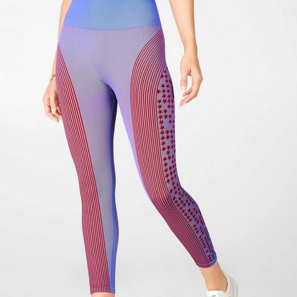 Fabletics Seamless Star Capri